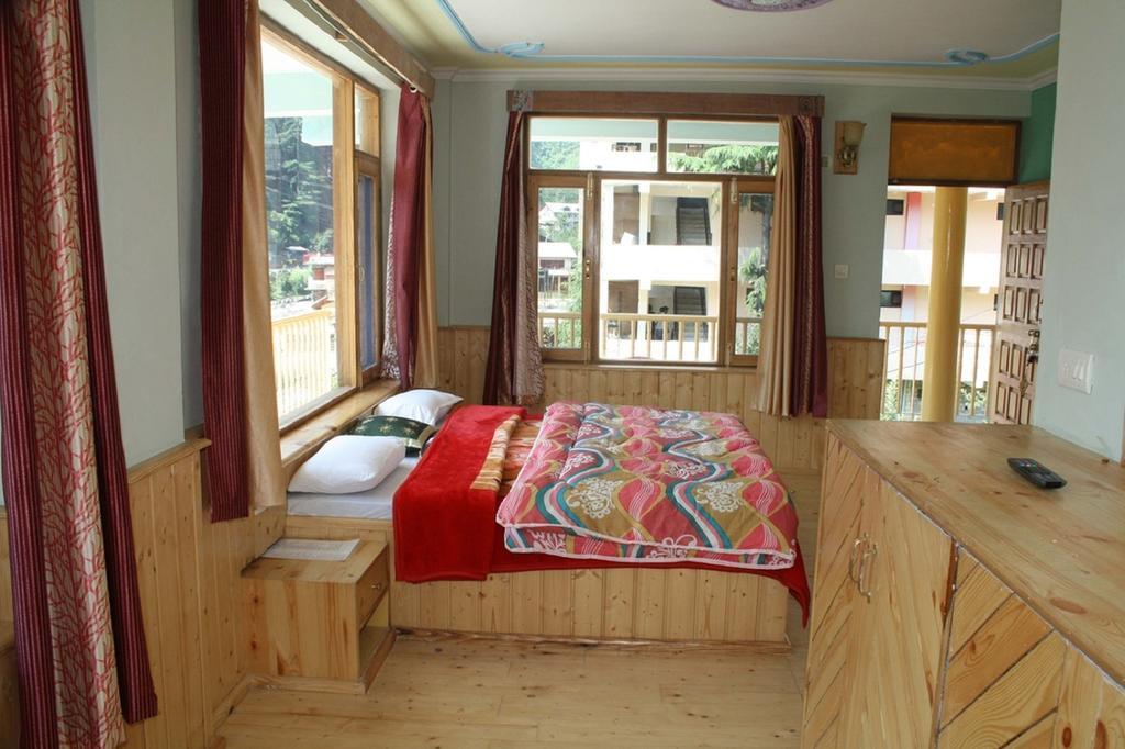 Suraj Cottage Manali エクステリア 写真